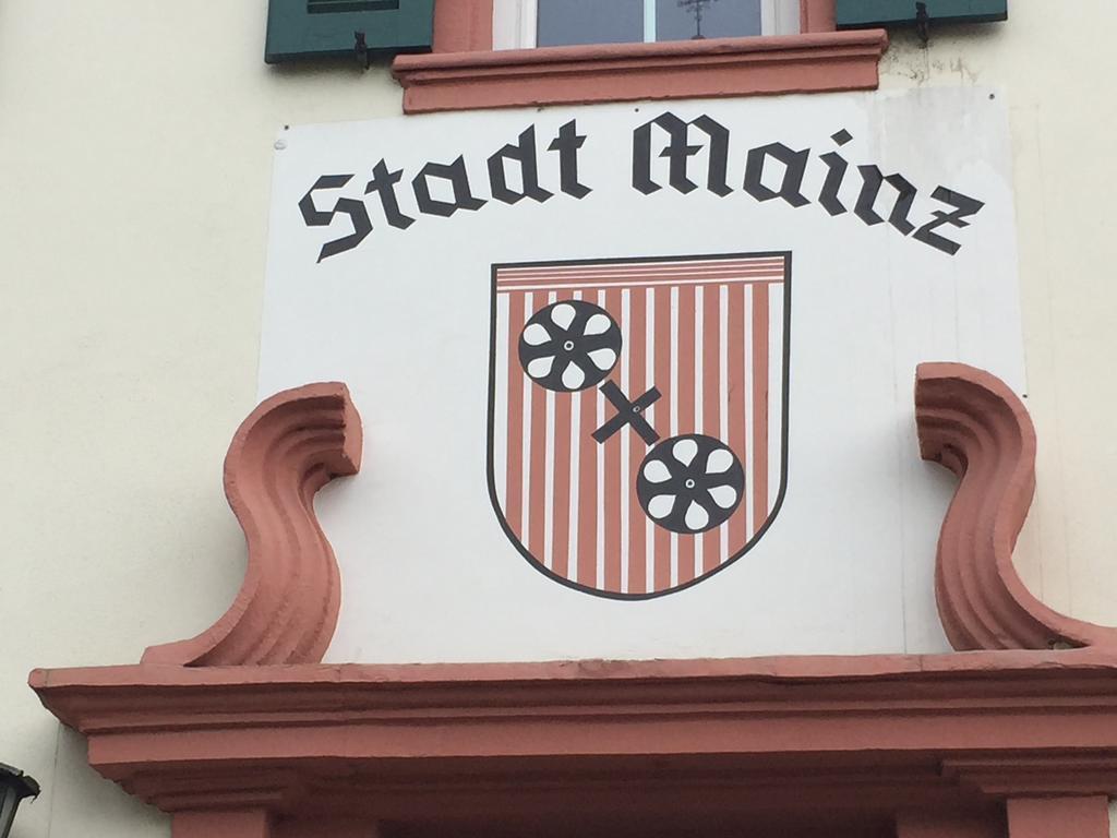 Hotel Stadt Mainz Schwabenheim an der Selz Luaran gambar